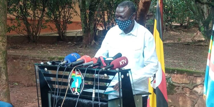 Veteran politician Dr. Kizza Besigye held a press conference on 5th August 2021 where he said that the closure of schools during the pandemic wasn't necessary. CREDIT: Web image